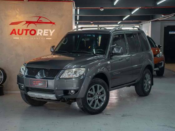 MITSUBISHI PAJERO TR4 2.0 4X2 16V 140CV FLEX 4P MANUAL